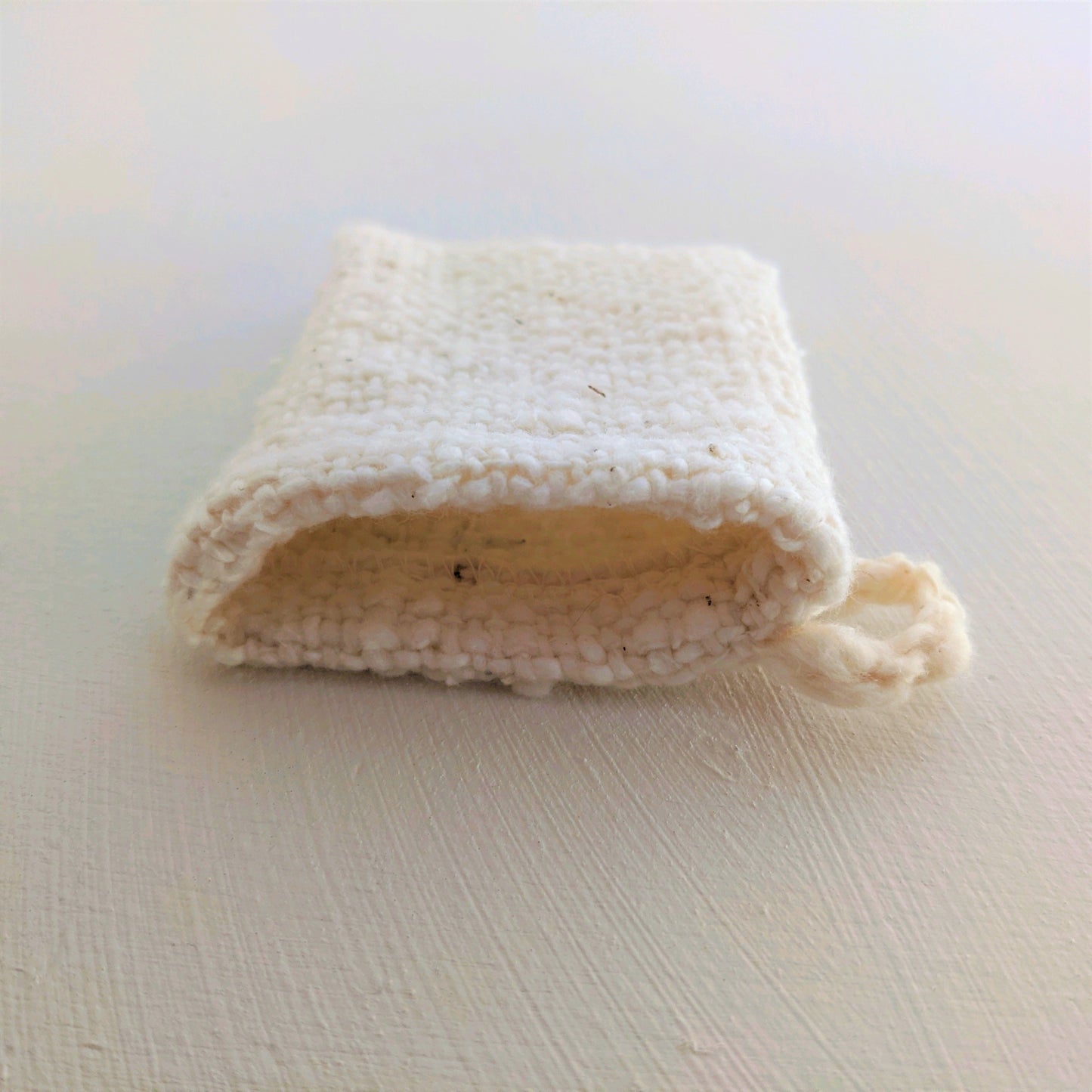 わたからつむぐのコットン製品は、自給率0%の国産綿を自社栽培し、無農薬で安心できる製品に取り組んでいます。わたから わたからつむぐ マインド松井 日本の綿 和綿 綿 コットン 100% 自給率 オーガニックコットン 無農薬 わめん 日本製 国内 国産 国内栽培 和綿とは 種類 コットンの種類 綿の種類 ブランド ショップ オンラインショップ ものづくり ガラ紡 特徴 自社工場 縫製工場 アパレル 小物 製作 国内製造 販売 手作業オリジナル オリジナル商品 コットン製品 コットン商品 綿製品 オーガニックコットン商品 プレゼント 贈り物 ギフト クレンジング フェイスタオル ケア用品 健康 健康グッズ ボディタオル タオル 洗顔 腹巻 腹巻パンツ 腹巻スパッツ 布ナプキン ストール ブランケット コースター ランチョンマット ベビー用品 ベビースタイ ラグマット 靴下 ソックス 部屋着 パジャマ 冷え取り 温活 睡眠 睡眠グッズ 綿 わた コットン オーガニックコットン 綿100% コットン100% オーガニックコットン100%